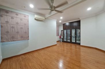 Pusat Bandar Putra Permai