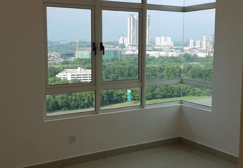 La Thea Residences @ 16 Sierra