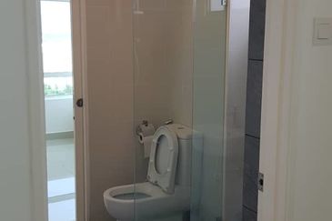 La Thea Residences @ 16 Sierra