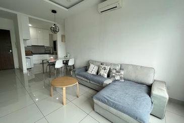 La Thea Residences @ 16 Sierra