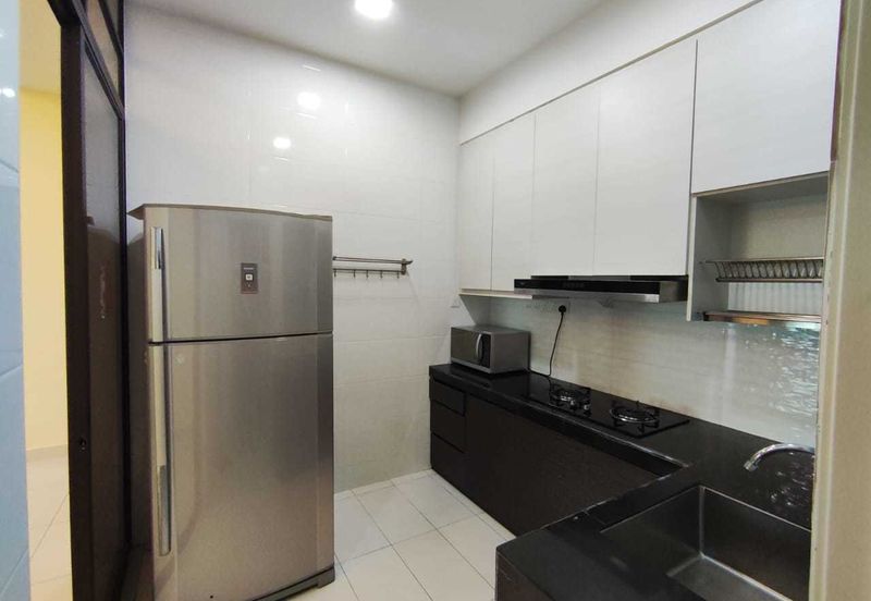 La Thea Residences @ 16 Sierra