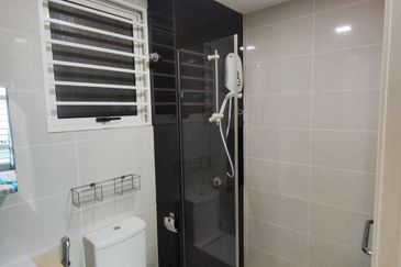 La Thea Residences @ 16 Sierra