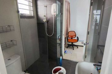 La Thea Residences @ 16 Sierra