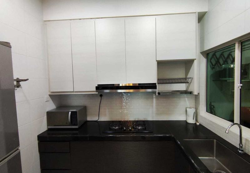 La Thea Residences @ 16 Sierra