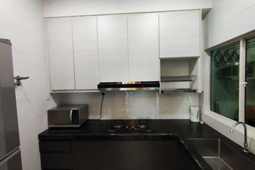 La Thea Residences @ 16 Sierra