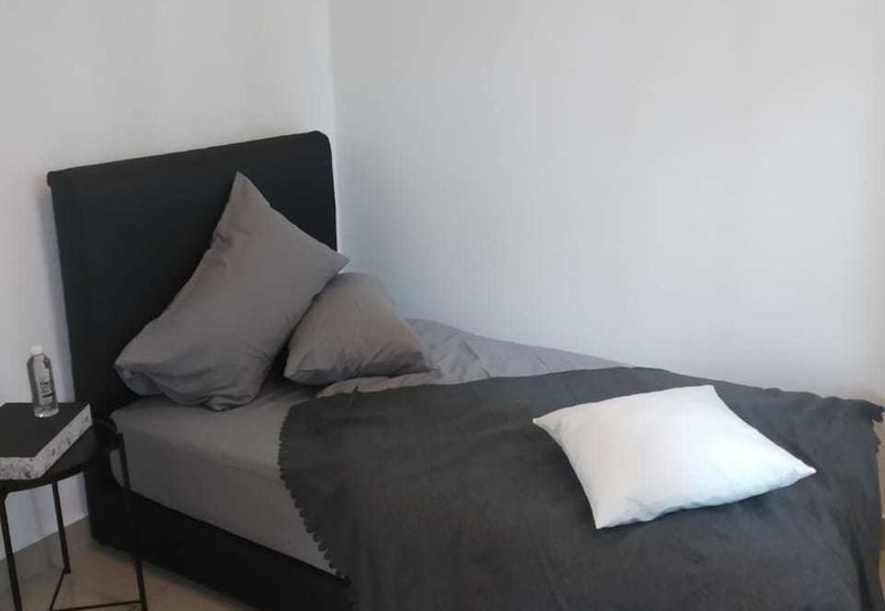 La Thea Residences @ 16 Sierra