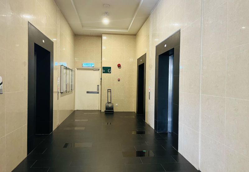 La Thea Residences @ 16 Sierra