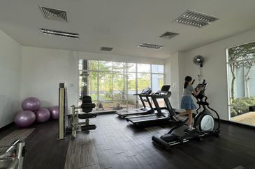 La Thea Residences @ 16 Sierra