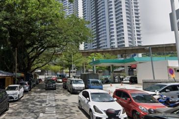 5 Storey Shop Lot For Sale @ Brickfields KL Sentra