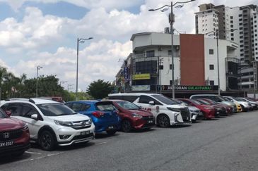 Bandar Tun Hussein Onn