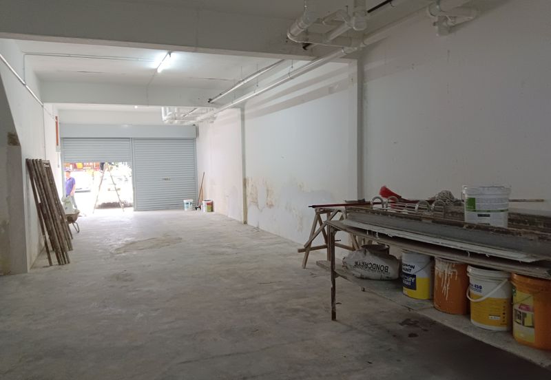 2.5 storey shop lots Batu 11 Cheras for sale