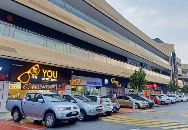 Ecohill Walk Mall, Setia Ecohill