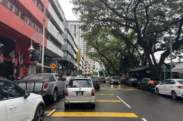 5 Stories Shop Lot @ Jalan Tun Sambanthan, Brickfields KL for sale