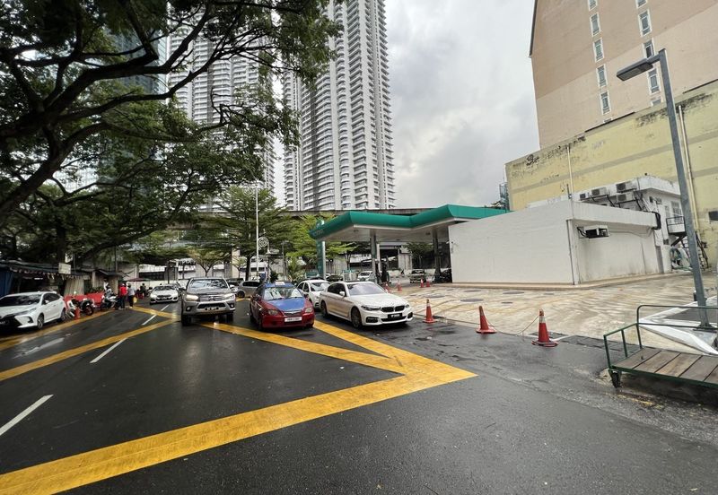 5 Stories Shop Lot @ Jalan Tun Sambanthan, Brickfields KL for sale