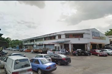 1.5 Storey Factory Urgent For Sale 