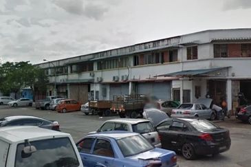 1.5 Storey Factory Urgent For Sale 