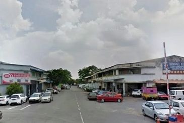 1.5 Storey Factory Urgent For Sale 