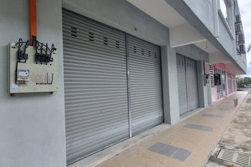 2 storey shop lot /office  @ Kawasan Perniagaan Wira Nilai 3 for sale