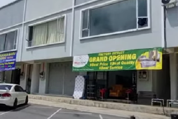 2 storey Corner shop @ Kawasan Perniagaan Wira Nilai 3 for sale