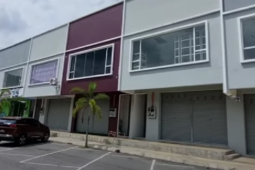 2 storey Corner shop @ Kawasan Perniagaan Wira Nilai 3 for sale