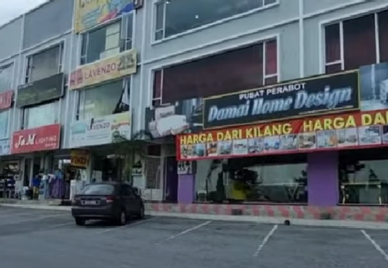 2 storey Corner shop @ Kawasan Perniagaan Wira Nilai 3 for sale
