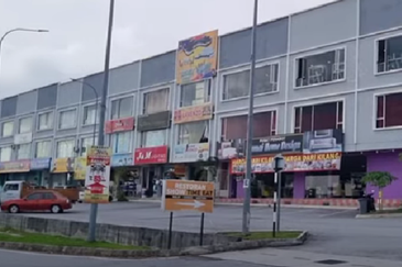 2 storey Corner shop @ Kawasan Perniagaan Wira Nilai 3 for sale