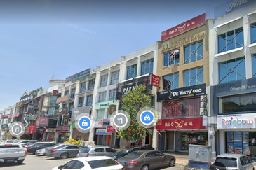 Shop office @ Bandar Puteri Puchong for rent