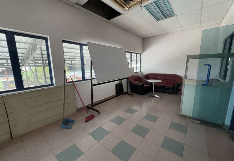 Jalan Reko Seksyen 14