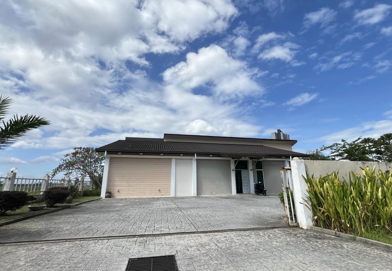 Villa Heights @ Equine Park