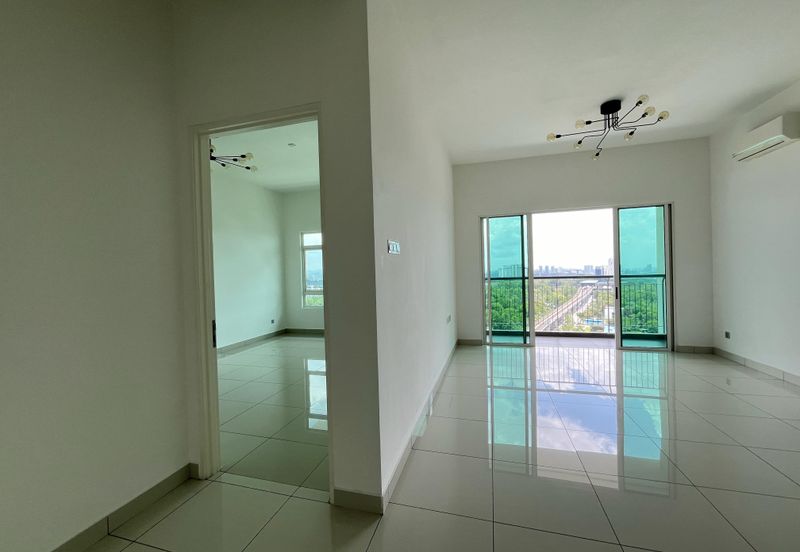 La Thea Residences @ 16 Sierra