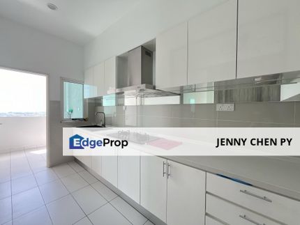 Nice condo with balcony & 3 carparks @ La Thea Residences 16 Sierra Puchong South For Sale, Selangor, Puchong South