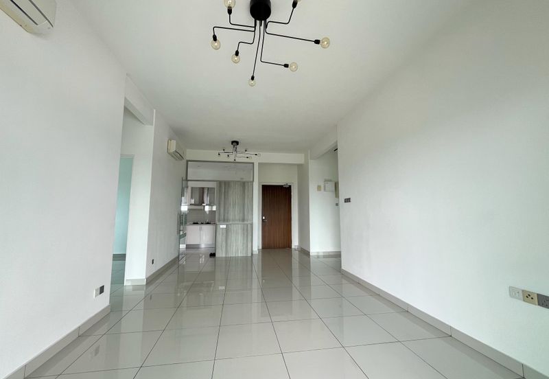 La Thea Residences @ 16 Sierra