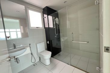 La Thea Residences @ 16 Sierra