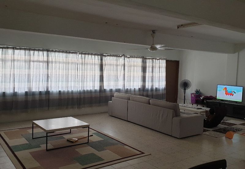 Alpha Arena, Taman Putra Perdana