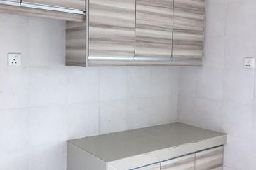 Avenue 2, Lake Valley