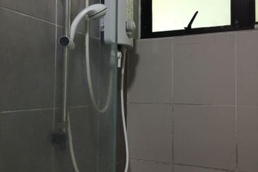 Avenue 2, Lake Valley