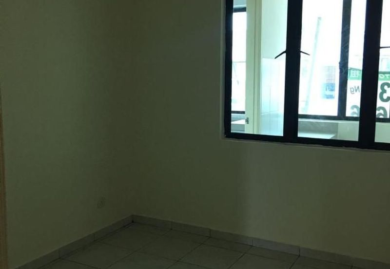 Avenue 2, Lake Valley