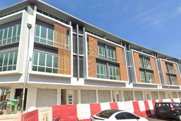 Avenue 3 @Medan Puteri