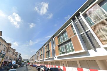 Avenue 3 @Medan Puteri