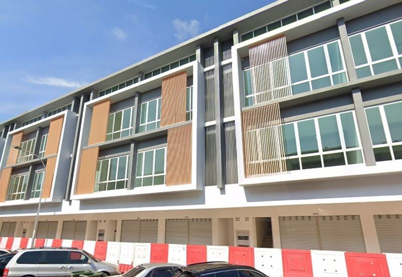 Avenue 3 @Medan Puteri