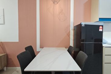 Laurel Residence