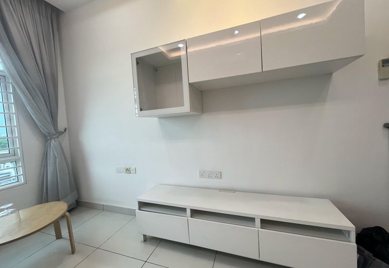 La Thea Residences @ 16 Sierra