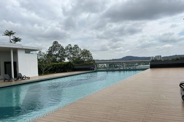 La Thea Residences @ 16 Sierra