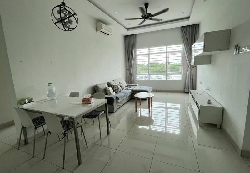 La Thea Residences @ 16 Sierra