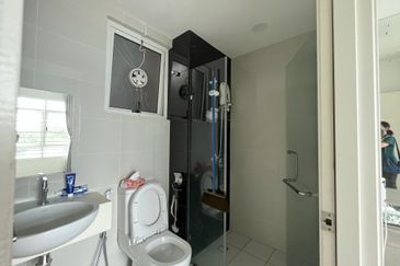 La Thea Residences @ 16 Sierra