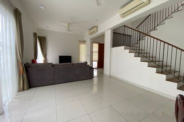 Parkfield Residences, Tropicana Heights