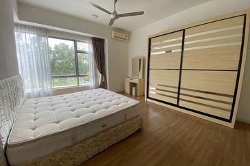 Parkfield Residences, Tropicana Heights