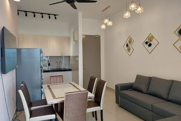 Zentro Residences @ 16 Sierra