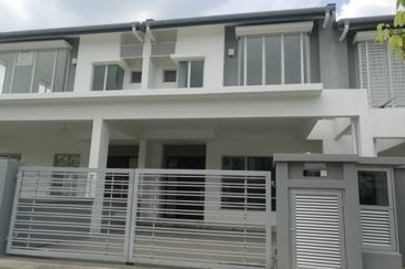 Fairfield Residences, Tropicana Heights