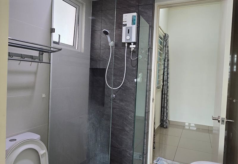 La Thea Residences @ 16 Sierra